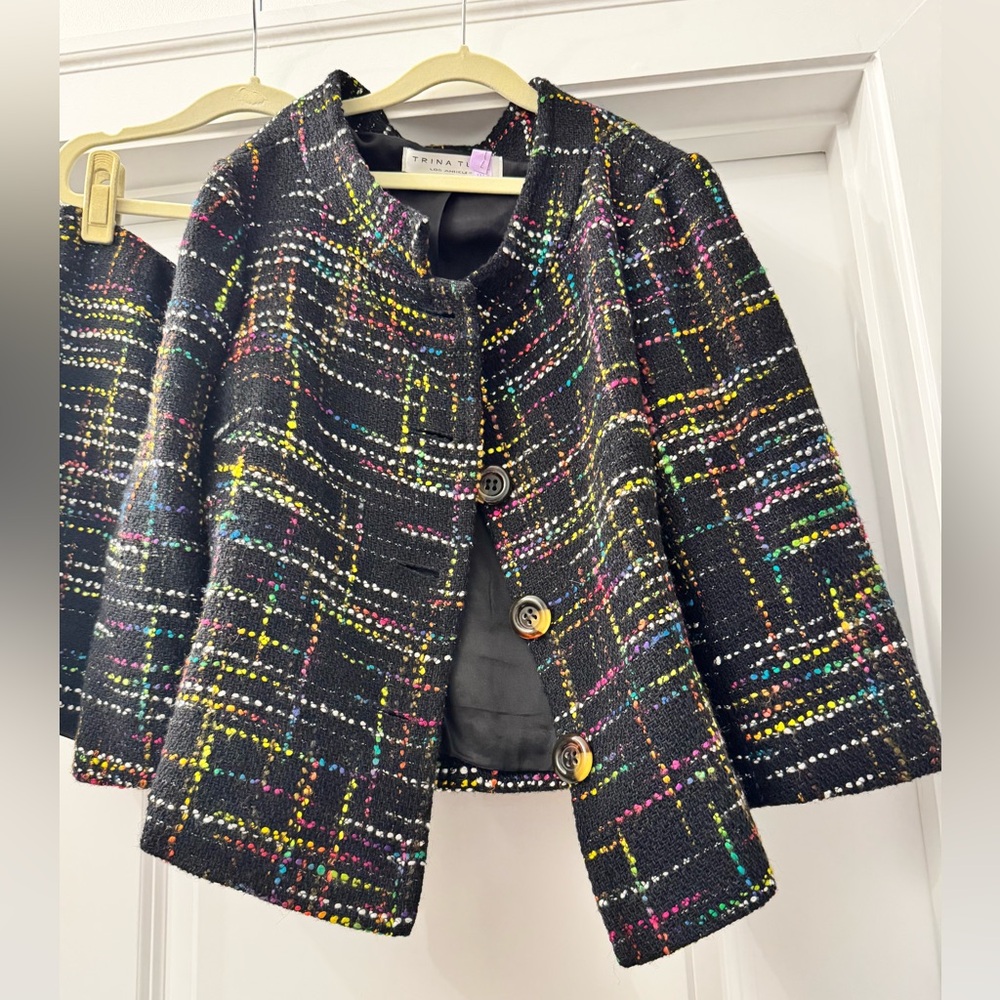 Colorful Trina Turk Tweed Women’s Jacket and Skirt Set - Picture 2 of 3